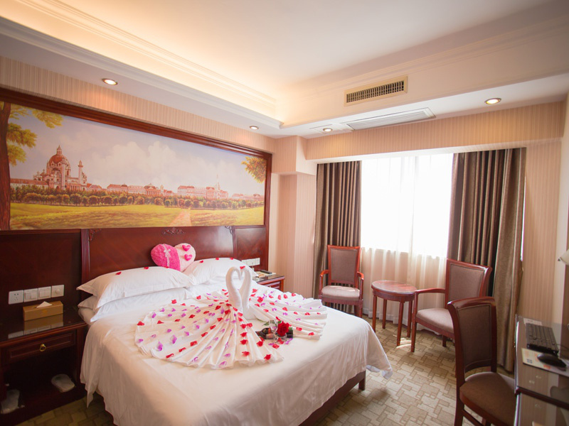 维也纳酒店(南宁火车站店)