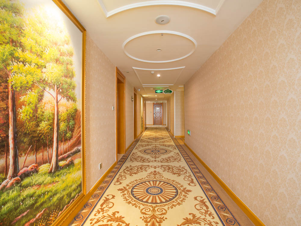 酒店预订 - 中国中档酒店领袖品牌 - 维也纳酒店有限公司